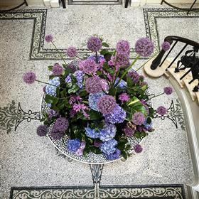 fwthumbLobby flowers The Langley Hydrangeas Aliums Lilys flowers Lightwater.jpg